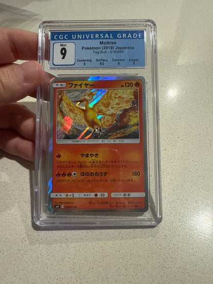 Moltres 18/95 Tag bolt CGC 9 old label